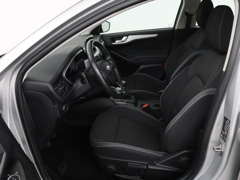 Ford Focus 1.0 EcoBoost Hybrid Trend Edition Business | Camera | Carplay | Full LED | Navigatie | Sportstoelen | Airco | Cruise control | Parkeerhulp | Bluetooth