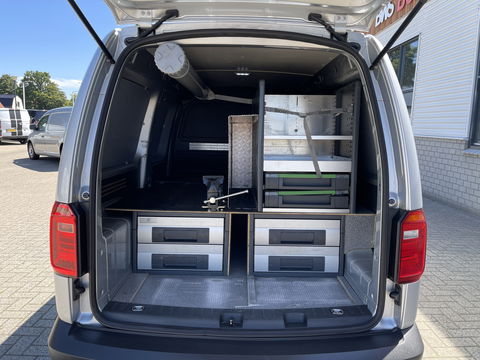 Volkswagen Caddy 2.0 TDI 102pk L2H1 BMT Maxi Comfortline / vaste prijs rijklaar € 14.950 ex btw / lease vanaf € 252 / airco / cruise / navi / achterklep / Bott ingerichte laadruimte !