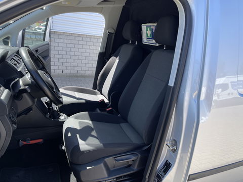 Volkswagen Caddy 2.0 TDI 102pk L2H1 BMT Maxi Comfortline / vaste prijs rijklaar € 14.950 ex btw / lease vanaf € 252 / airco / cruise / navi / achterklep / Bott ingerichte laadruimte !