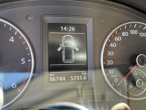 Volkswagen Caddy 2.0 TDI 102pk L2H1 BMT Maxi Comfortline / vaste prijs rijklaar € 14.950 ex btw / lease vanaf € 252 / airco / cruise / navi / achterklep / Bott ingerichte laadruimte !