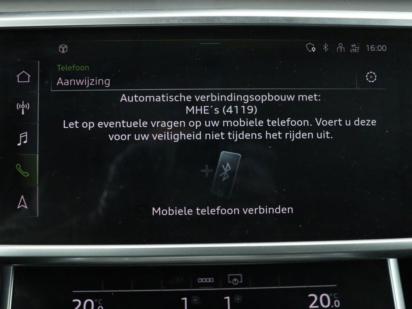 Audi A6 55 TFSIe S Line | 367pk | Trekhaak | Stoel & stuurverwarming | Adaptive cruise | Camera | Matrix LED | Carplay | Sportstoelen | Half leder | Navigatie
