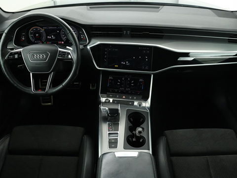 Audi A6 55 TFSIe S Line | 367pk | Trekhaak | Stoel & stuurverwarming | Adaptive cruise | Camera | Matrix LED | Carplay | Sportstoelen | Half leder | Navigatie