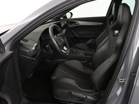 CUPRA Formentor 2.0 TSI VZ | 310pk | Panoramadak | Leder | Trekhaak | Stoel & stuurverwarming | Carplay | Adaptive cruise | Camera | Keyless | Full LED | Sportstoelen