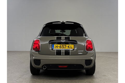 MINI Cooper 1.5 JCW PACK Pano | harman/kardon | LED Carplay Clima Cruise Navigatie PDC 18"LMV Stoelverwarming