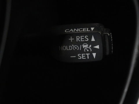Toyota C-HR 1.8 Hybrid Style | Stoelverwarming | Navigatie | Adaptive cruise | Camera | Trekhaak | JBL audio | Dodehoek detectie | Keyless