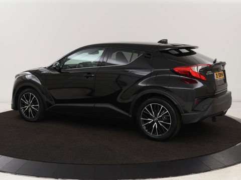 Toyota C-HR 1.8 Hybrid Style | Stoelverwarming | Navigatie | Adaptive cruise | Camera | Trekhaak | JBL audio | Dodehoek detectie | Keyless