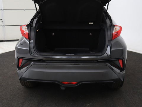 Toyota C-HR 1.8 Hybrid Style | Stoelverwarming | Navigatie | Adaptive cruise | Camera | Trekhaak | JBL audio | Dodehoek detectie | Keyless