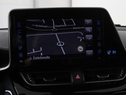 Toyota C-HR 1.8 Hybrid Style | Stoelverwarming | Navigatie | Adaptive cruise | Camera | Trekhaak | JBL audio | Dodehoek detectie | Keyless