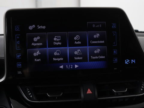 Toyota C-HR 1.8 Hybrid Style | Stoelverwarming | Navigatie | Adaptive cruise | Camera | Trekhaak | JBL audio | Dodehoek detectie | Keyless
