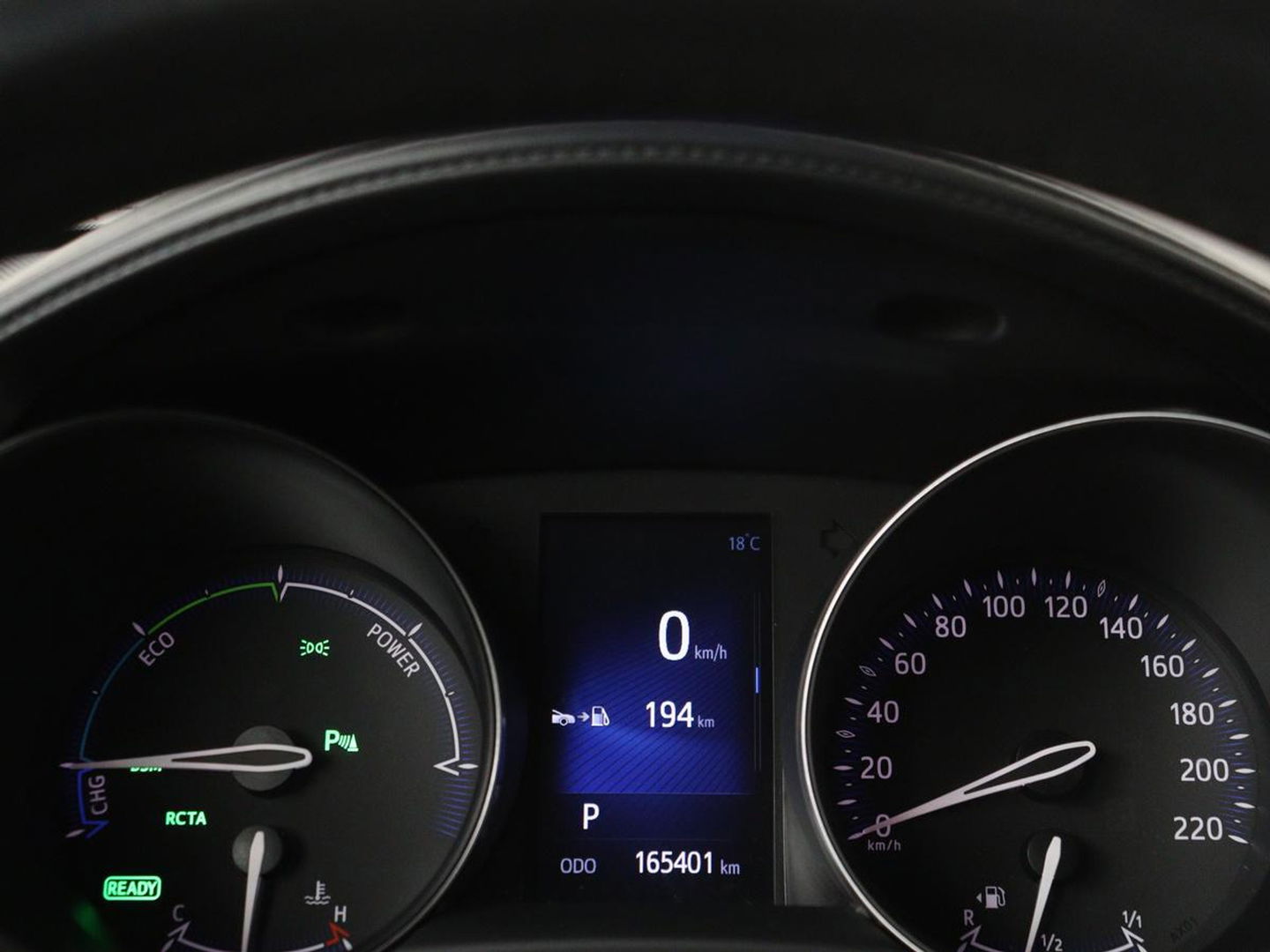 Toyota C-HR 1.8 Hybrid Style | Stoelverwarming | Navigatie | Adaptive cruise | Camera | Trekhaak | JBL audio | Dodehoek detectie | Keyless