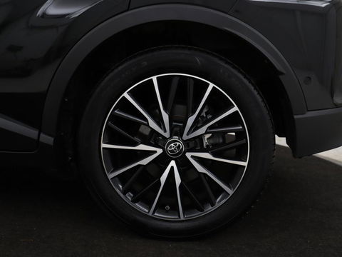 Toyota C-HR 1.8 Hybrid Style | Stoelverwarming | Navigatie | Adaptive cruise | Camera | Trekhaak | JBL audio | Dodehoek detectie | Keyless