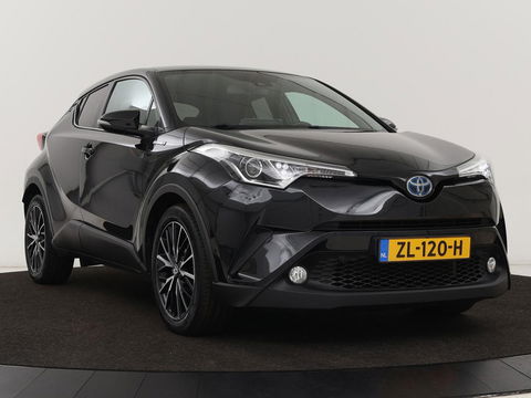 Toyota C-HR 1.8 Hybrid Style | Stoelverwarming | Navigatie | Adaptive cruise | Camera | Trekhaak | JBL audio | Dodehoek detectie | Keyless