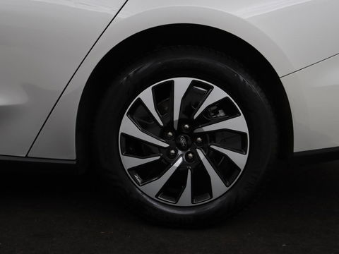 Ford Focus 1.0 EcoBoost Hybrid Titanium Style | Stoel & stuurverwarming | Camera | Full LED | Carplay | Climate control | Navigatie | Park Assist | Getint glas