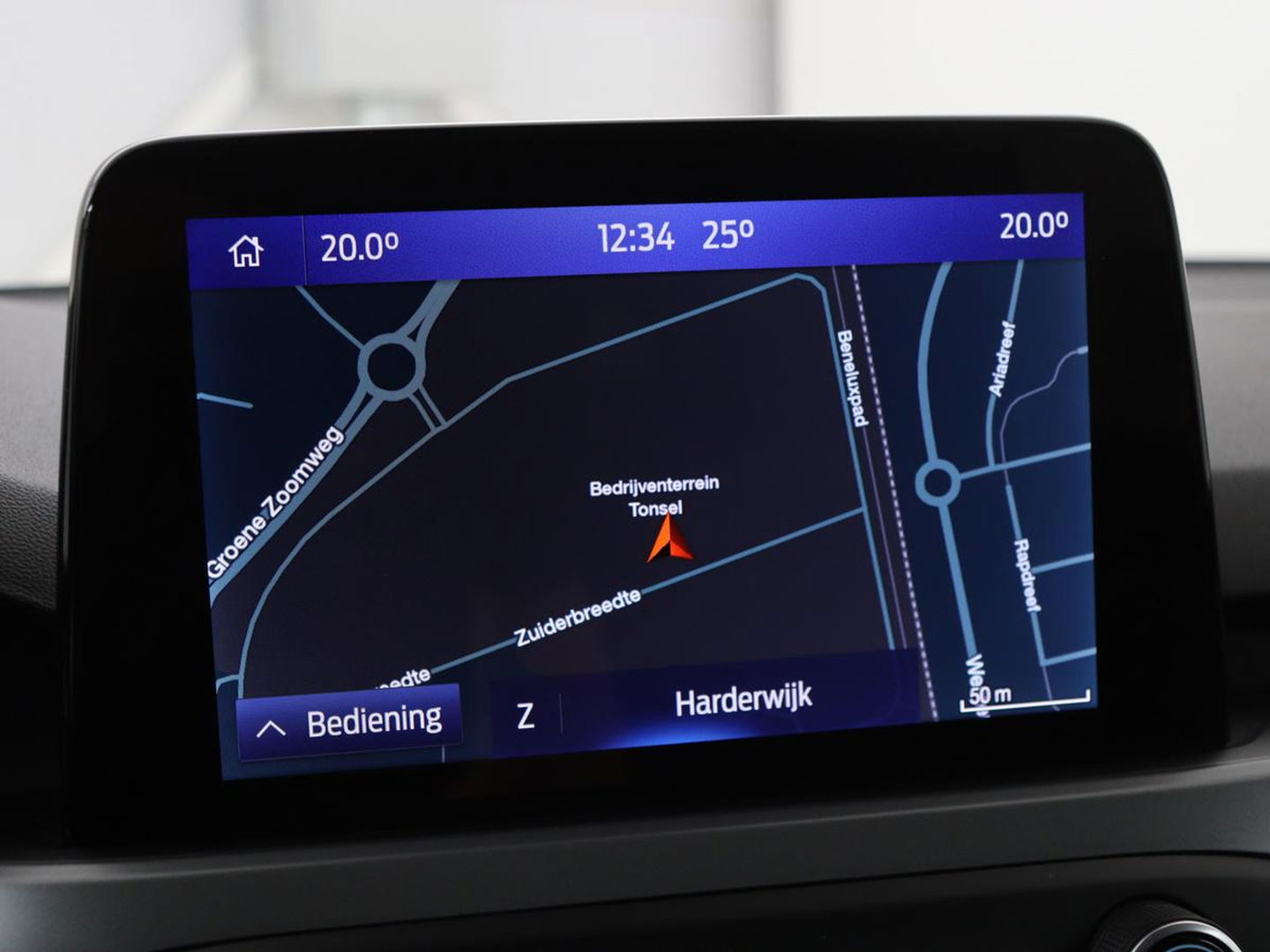 Ford Focus 1.0 EcoBoost Hybrid Titanium Style | Stoel & stuurverwarming | Camera | Full LED | Carplay | Climate control | Navigatie | Park Assist | Getint glas