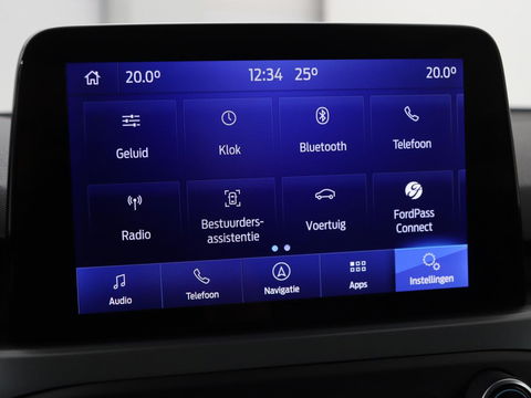 Ford Focus 1.0 EcoBoost Hybrid Titanium Style | Stoel & stuurverwarming | Camera | Full LED | Carplay | Climate control | Navigatie | Park Assist | Getint glas