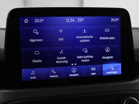 Ford Focus 1.0 EcoBoost Hybrid Titanium Style | Stoel & stuurverwarming | Camera | Full LED | Carplay | Climate control | Navigatie | Park Assist | Getint glas
