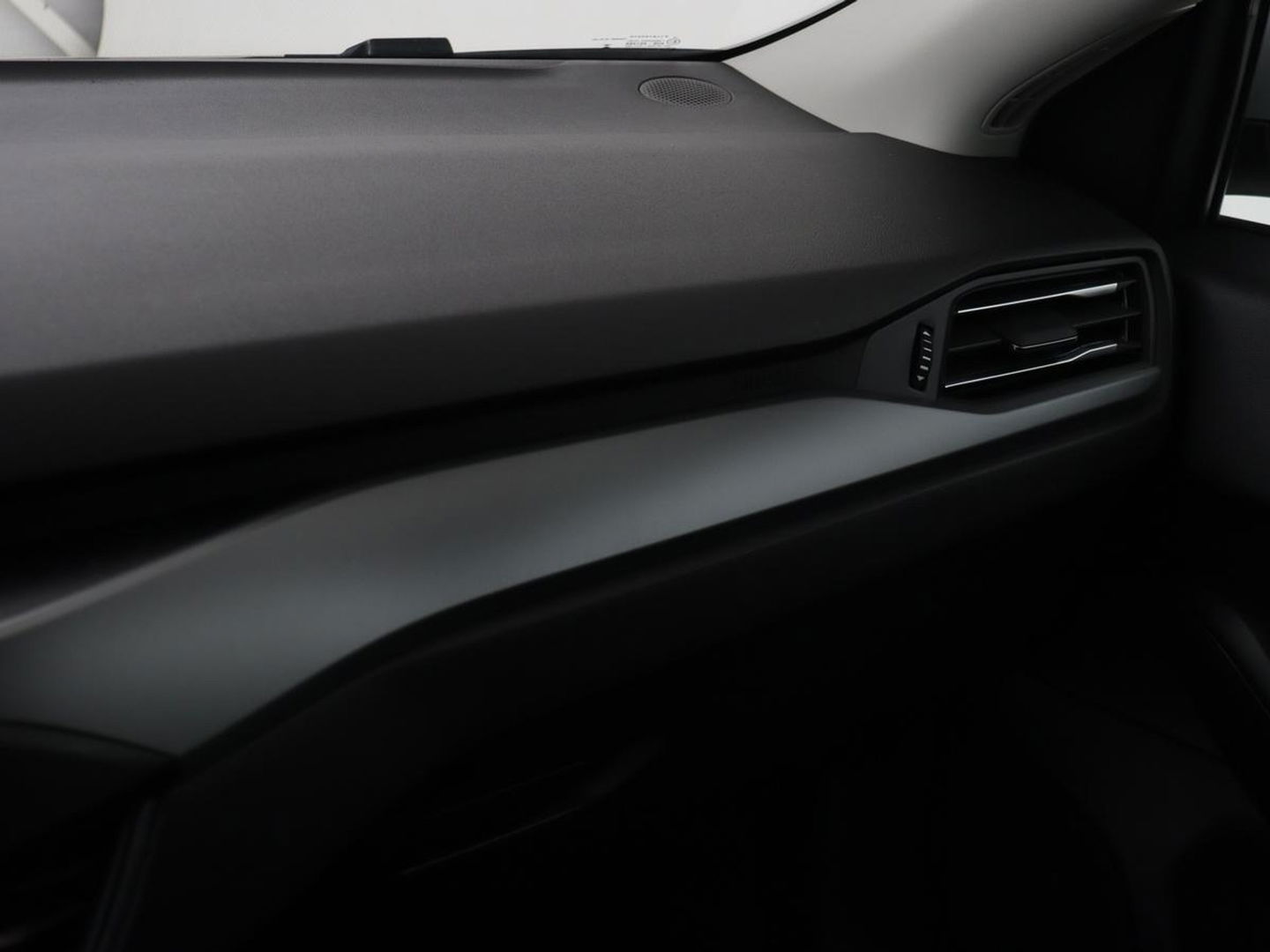 Ford Focus 1.0 EcoBoost Hybrid Titanium Style | Stoel & stuurverwarming | Camera | Full LED | Carplay | Climate control | Navigatie | Park Assist | Getint glas