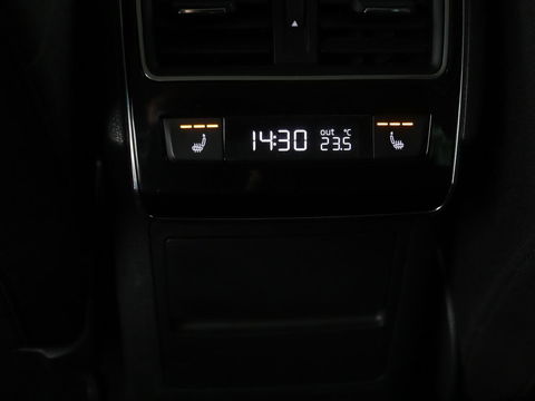 Škoda Superb 1.4 TSI iV Business Edition Plus | Panoramadak | Stoel & stuurverwarming | Adaptive cruise | Virtual Cockpit | Canton Sound | Memory | Carplay | Achterbankverwarming | Navigatie