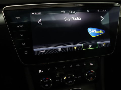 Škoda Superb 1.4 TSI iV Business Edition Plus | Panoramadak | Stoel & stuurverwarming | Adaptive cruise | Virtual Cockpit | Canton Sound | Memory | Carplay | Achterbankverwarming | Navigatie