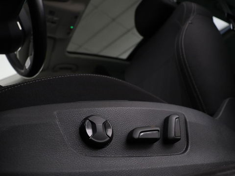 Škoda Superb 1.4 TSI iV Business Edition Plus | Panoramadak | Stoel & stuurverwarming | Adaptive cruise | Virtual Cockpit | Canton Sound | Memory | Carplay | Achterbankverwarming | Navigatie
