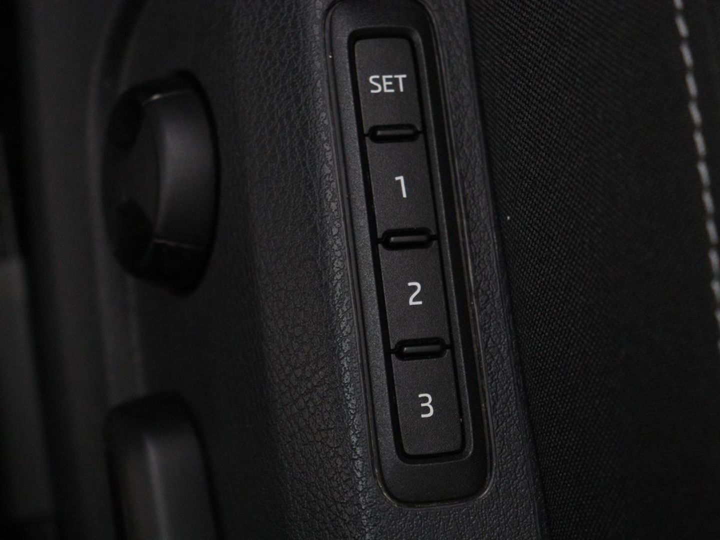 Škoda Superb 1.4 TSI iV Business Edition Plus | Panoramadak | Stoel & stuurverwarming | Adaptive cruise | Virtual Cockpit | Canton Sound | Memory | Carplay | Achterbankverwarming | Navigatie