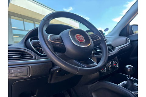 Fiat Tipo 1.4 16V LOUNGE NAVI LMV PDC-CAMERA CRUISECONTROL