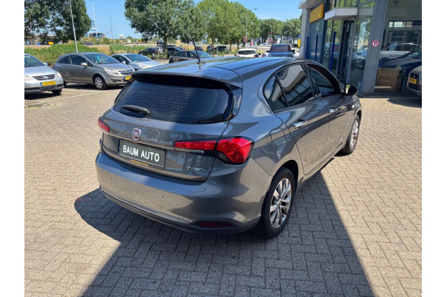 Fiat Tipo 1.4 16V LOUNGE NAVI LMV PDC-CAMERA CRUISECONTROL