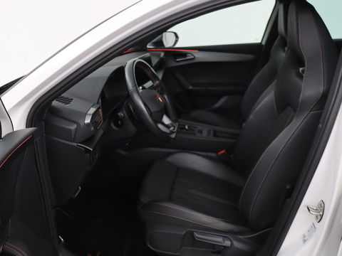 CUPRA Leon 1.4 e-Hybrid | Camera | Adaptive cruise | Stuurverwarming | Navigatie | Sfeerverlichting | Keyless | Full LED | PHEV