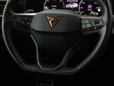 CUPRA Leon 1.4 e-Hybrid | Camera | Adaptive cruise | Stuurverwarming | Navigatie | Sfeerverlichting | Keyless | Full LED | PHEV