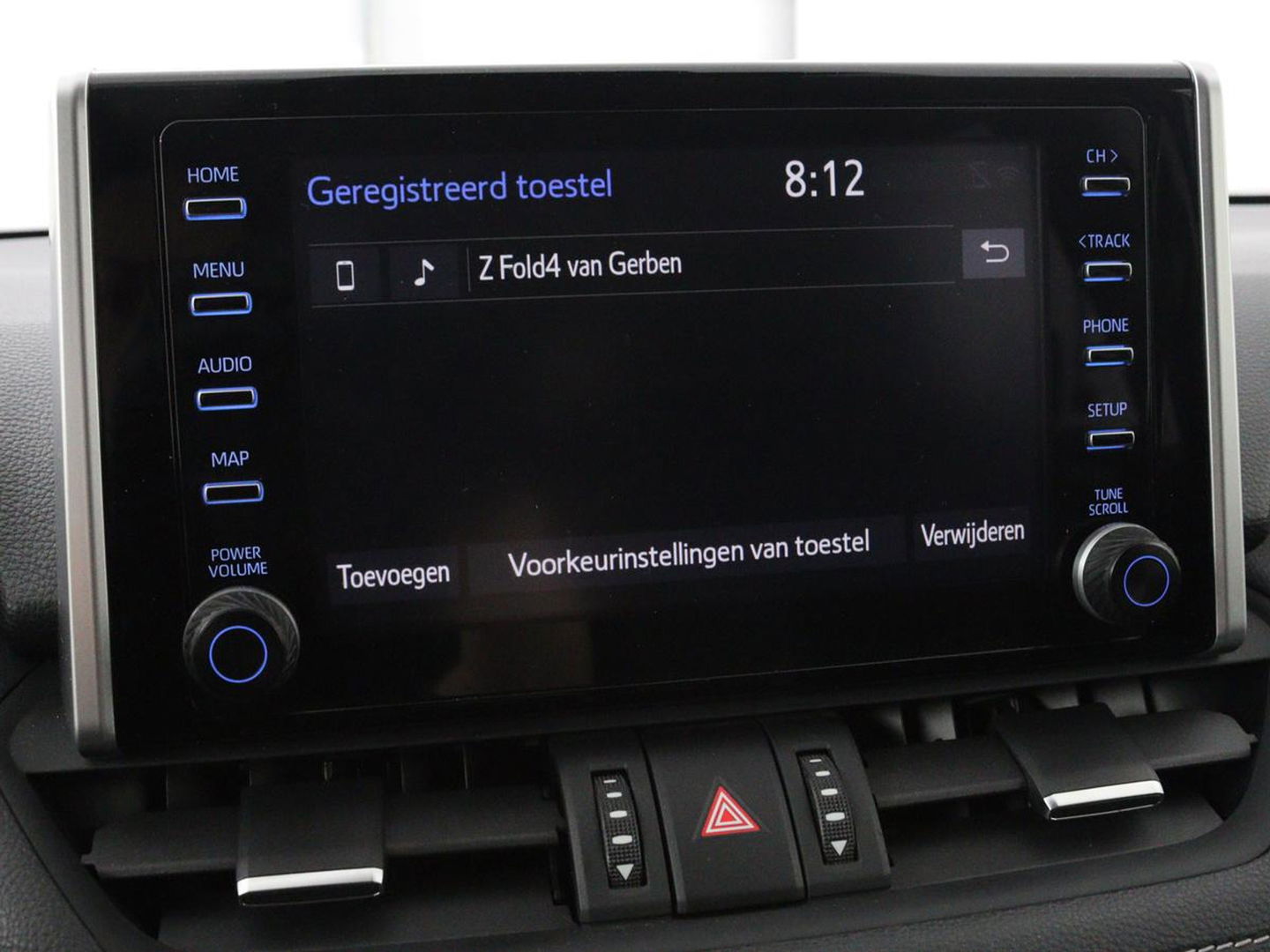 Toyota RAV4 2.5 Hybrid AWD Dynamic | Stoel & stuurverwarming | Trekhaak | Camera | Carplay | Full LED | Keyless | Navigatie