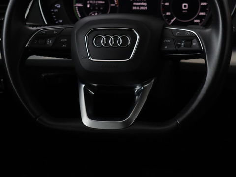Audi Q5 55 TFSI e quattro S Line | Panoramadak | Trekhaak | Leder | Stoelverwarming | Camera | Virtual Cockpit | Navigatie | Full LED | Audi Sound