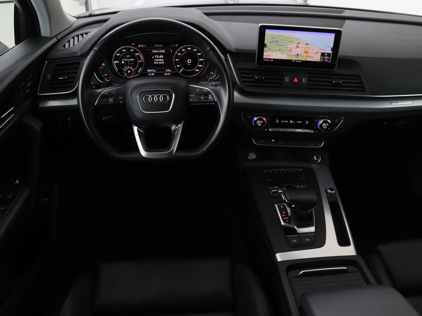 Audi Q5 55 TFSI e quattro S Line | Panoramadak | Trekhaak | Leder | Stoelverwarming | Camera | Virtual Cockpit | Navigatie | Full LED | Audi Sound