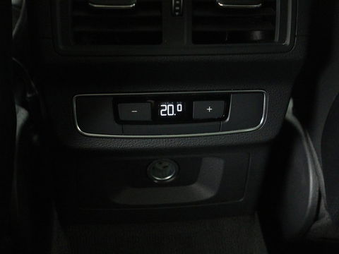 Audi Q5 55 TFSI e quattro S Line | Panoramadak | Trekhaak | Leder | Stoelverwarming | Camera | Virtual Cockpit | Navigatie | Full LED | Audi Sound