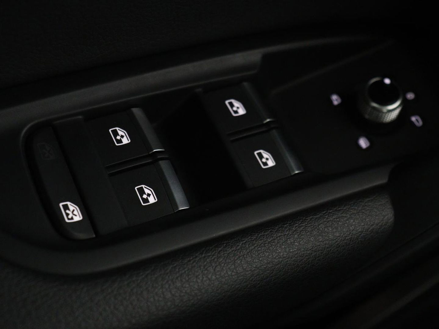 Audi Q5 55 TFSI e quattro S Line | Panoramadak | Trekhaak | Leder | Stoelverwarming | Camera | Virtual Cockpit | Navigatie | Full LED | Audi Sound