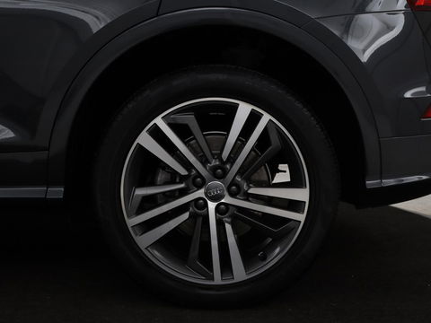 Audi Q5 55 TFSI e quattro S Line | Panoramadak | Trekhaak | Leder | Stoelverwarming | Camera | Virtual Cockpit | Navigatie | Full LED | Audi Sound