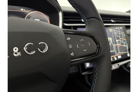 Lynk Co 01 1.5 262PK Hybride Pano LED Sfeerverl. Virtual 360Camera Carplay ACC Memory Clima Navi 20"LMV