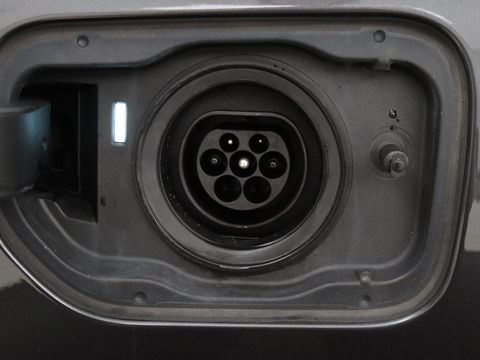 BMW 5 Serie 530e xDrive M Sport | Leder | Stoel & stuurverwarming | Sfeerverlichting | Adaptief LED | Carplay | Camera | Live cockpit | Navigatie