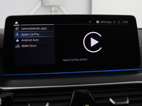 BMW 5 Serie 530e xDrive M Sport | Leder | Stoel & stuurverwarming | Sfeerverlichting | Adaptief LED | Carplay | Camera | Live cockpit | Navigatie
