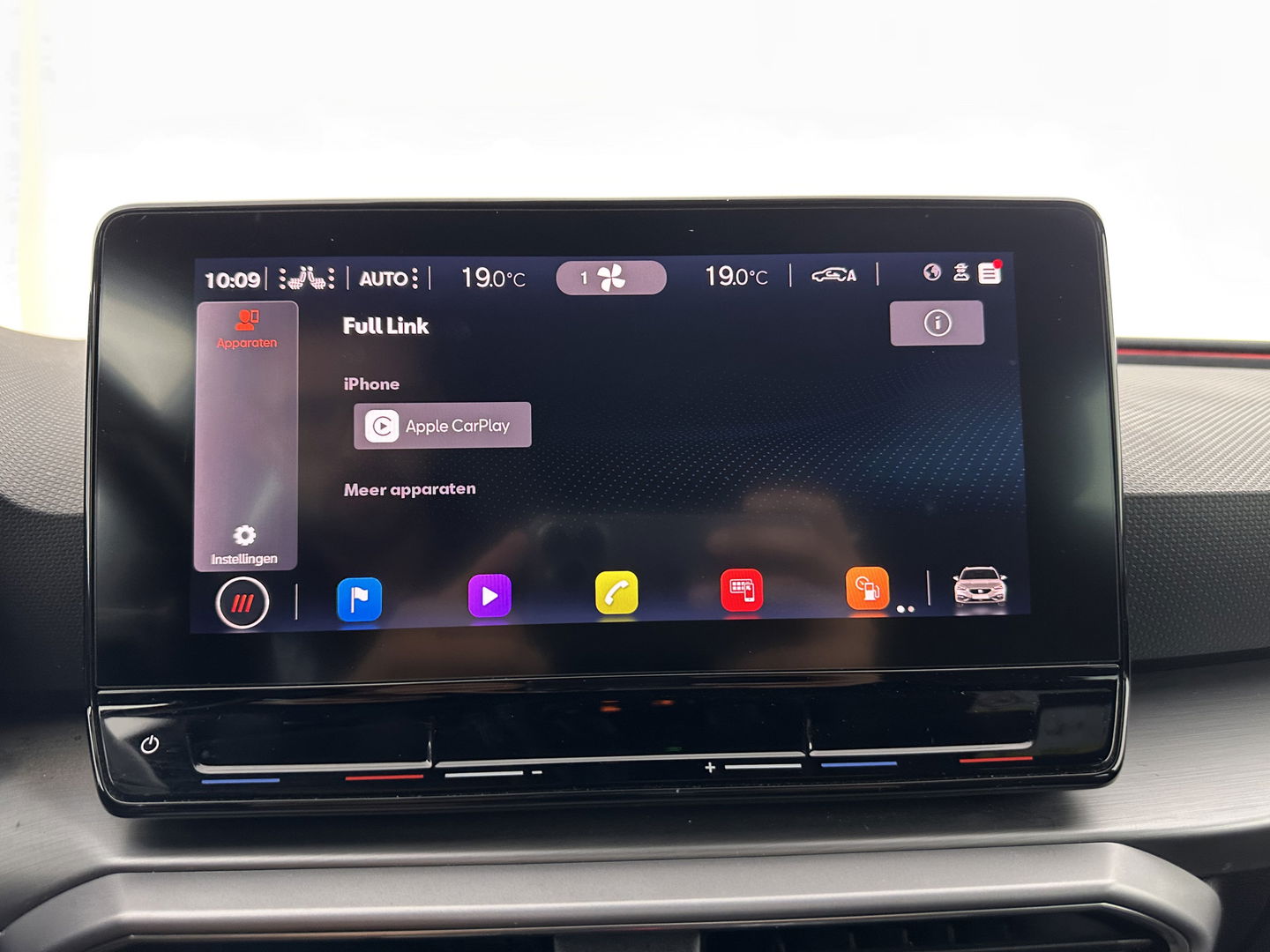 SEAT Leon Sportstourer 1.5 eTSI FR Launch Edition Aut. *FULL-LED | DIGI-COCKPIT | NAVI-FULLMAP | LEATHER-MICROFIBRE | CARPLAY | KEYLESS | SHIFT-PADDLES | SPORT-SEATS | HEATED-SEATS | AMBIENT-LIGHT | CAMERA | ECC | PDC | CRUISE | TOWBAR | 17'