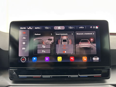 SEAT Leon Sportstourer 1.5 eTSI FR Launch Edition Aut. *FULL-LED | DIGI-COCKPIT | NAVI-FULLMAP | SPORT-SEATS | HEATED-SEATS | AMBIENT-LIGHT | CAMERA | ECC | PDC | CRUISE | 17''ALU*