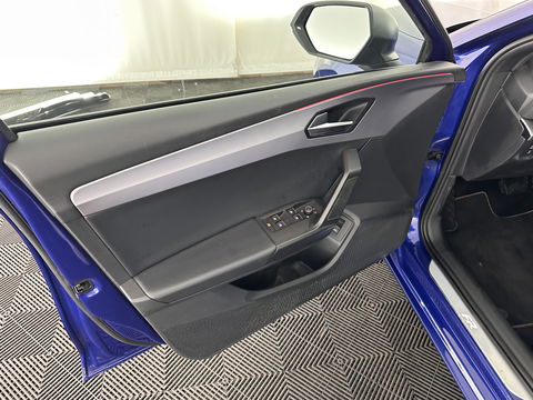 SEAT Leon Sportstourer 1.5 eTSI FR Launch Edition Aut. *FULL-LED | DIGI-COCKPIT | NAVI-FULLMAP | SPORT-SEATS | HEATED-SEATS | AMBIENT-LIGHT | CAMERA | ECC | PDC | CRUISE | 17''ALU*