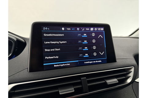 Peugeot 3008 1.2 PureTech 360Camera Sfeer LED Virtual Carplay Trekhaak Navi Clima Cruise PDC 19"LMV