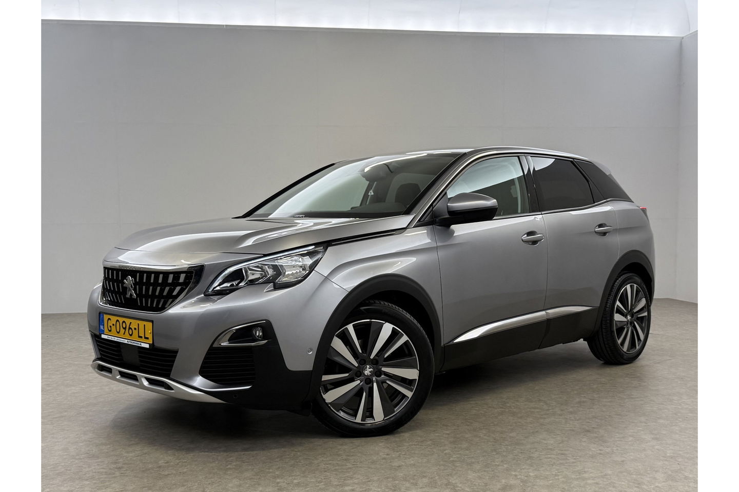 Peugeot 3008 1.2 PureTech 360Camera Sfeer LED Virtual Carplay Trekhaak Navi Clima Cruise PDC 19"LMV