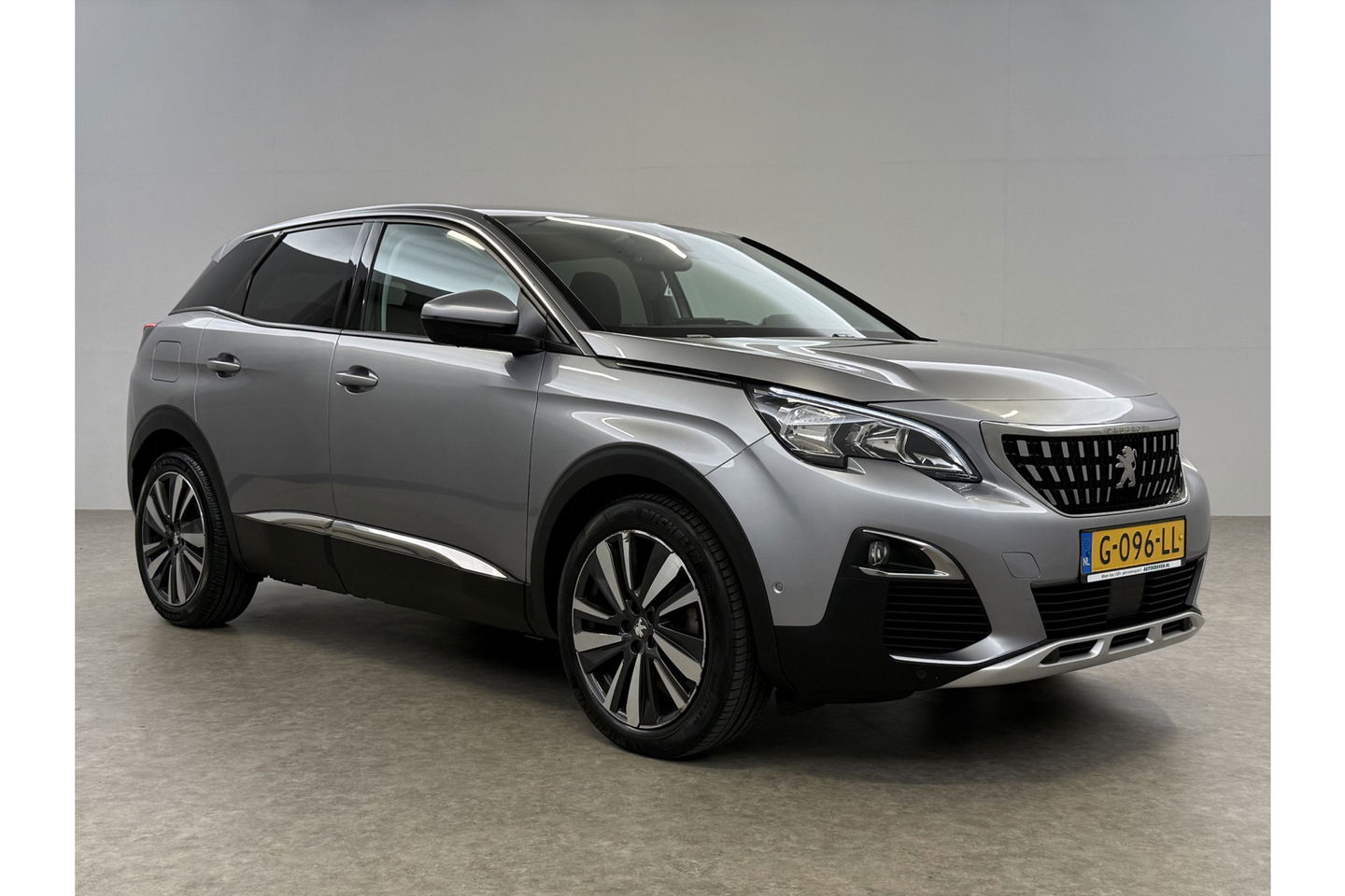 Peugeot 3008 1.2 PureTech 360Camera Sfeer LED Virtual Carplay Trekhaak Navi Clima Cruise PDC 19"LMV