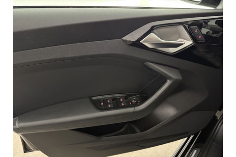Audi A1 25 TFSI epic Airco Virtual Carplay Cruise Navigatie 17"LMV