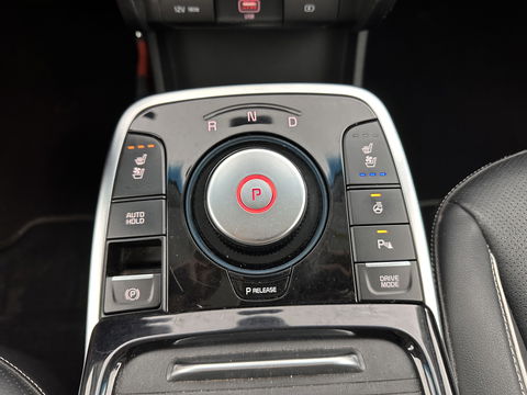 Kia e-Niro ExecutiveLine 64 kWh [ 3-Fase ] (INCL-BTW) Aut. *LUXURY-LEATHER | JBL-AUDIO | FULL-LED | NAVI-FULLMAP | DAB | ADAPT.CRUISE | CAMERA | MEMORY-PACK | LANE-ASSIST | CCS-FASTLOADER | KEYLESS | DIGI-COCKPIT | 17"ALU*
