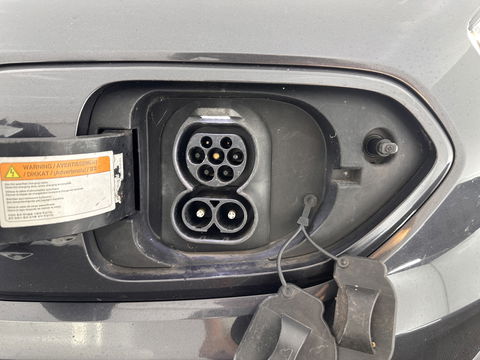 Kia e-Niro ExecutiveLine 64 kWh [ 3-Fase ] (INCL-BTW) Aut. *LUXURY-LEATHER | JBL-AUDIO | FULL-LED | NAVI-FULLMAP | DAB | ADAPT.CRUISE | CAMERA | MEMORY-PACK | LANE-ASSIST | CCS-FASTLOADER | KEYLESS | DIGI-COCKPIT | 17"ALU*