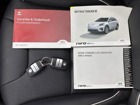 Kia e-Niro ExecutiveLine 64 kWh [ 3-Fase ] (INCL-BTW) Aut. *LUXURY-LEATHER | JBL-AUDIO | FULL-LED | NAVI-FULLMAP | DAB | ADAPT.CRUISE | CAMERA | MEMORY-PACK | LANE-ASSIST | CCS-FASTLOADER | KEYLESS | DIGI-COCKPIT | 17"ALU*