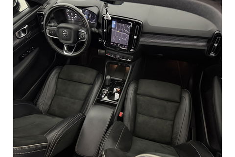 Volvo XC40 T4 Recharge R-Design Hybride 262PK Pano Harman/Kardon LED Memory Virtual Camera Carplay Cruise Clima 19"LMV Navi PDC