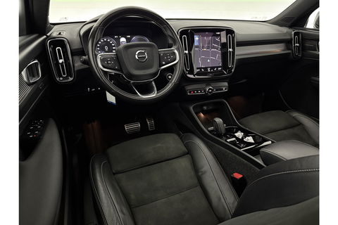 Volvo XC40 T4 Recharge R-Design Hybride 262PK Pano Harman/Kardon LED Memory Virtual Camera Carplay Cruise Clima 19"LMV Navi PDC